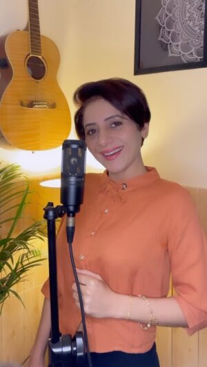 Vishavpreet Kaur Instagram - Iko dil ♥️ c reha… mere kol ne… 🎼✨
Thanks for all the love guys ♥️✨
Waiting for your precious comments to know… yeh song kaisa laga aap sab ko 😊🤗

🎼:- @10bhaanu_singh 
.
.
.
#coversong #punjabisongs #folk #lovesinging #actor #singer #vishwapreetkaur
