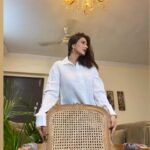 Vivana Singh Instagram – What an exclusive piece of art this teekwood frame chair with cane is ⭐️♥️. Just love the elegant style n the traditional charm of this gorgeous artwork . 

Enhance your home with only n only @bluedotdesignn . 

#insta #instagram #furniture #furnituredesign #exclusive #impressive #french #style #yet #veryindian  #explore #explorepage #bluedotdesignn #must #have #enhance #your #home