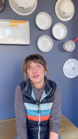 Vivian Howard Instagram - I bet you didn’t have this on your bingo card: I’m opening the kitchen bar at @chefandthefarmer this holiday season for a 7-course tasting menu over 3 weekends. I’ll do the cooking if you’ll do the showing up. It’s gonna be intimate, it’s gonna be delicious, it’s gonna be a jolly good time. Reserve your seat at the link in my bio (don’t swipe up, I didn’t know what else to say 🙃).