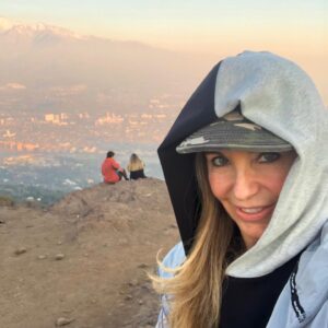Viviana Nunes Instagram - Disfrutando de una agradable tarde en el Manquehuito !! Gracias @romi_piccoli @sebastianzerene 💕💕💕 los amo !!