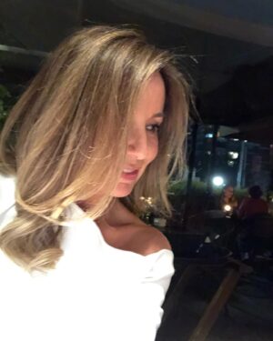 Viviana Nunes Instagram - Les deseo un reparador descanso !! 🤗🤗
