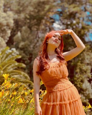 Viviana Santos Instagram - “ Capricorn girls are sunshine☀️mixed little hurricane 🌪️”
Makeup by: @johnrodriguez_makeup 
Pics by: @manuelprieto01 @geoslebi