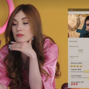 Viviana Santos Instagram - ¿Ya comenzaron a ver #lainfluencer en Netflix? Ya tienen plan este fin de semana y de año 🙃 ... 
Me cuentan cómo  les cae #Kamila