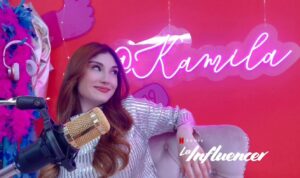 Viviana Santos Instagram - Ella es Kamila y forma parte de la nueva serie de Netflix, "LA INFLUENCER". Podría decir que es el personaje que más he disfrutado interpretar en mi carrera, y cuando la vean, sabrán por qué. Pueden ir a buscarla ya para verla, porque desde hoy todos los capítulos están disponibles en #Netflix .

Gracias miles por guiarme y permitirme darle vida a #Kamila 💕 @sitmoran #andresmarroquin @daniel_arenass #monicacifuentes @gaviriajuanfelipe  @caracoltv

💪@mariaibaneztalentmanager 💕