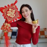 Vivien Yeo Instagram - 新年快到了 想在農曆新年、情人節期間 可以盡情狂吃 又不用擔心發胖 就要快點下單咯 ❤️ 大家可以參考我們的圖3的新年發貨圖表哦🎉 *農曆新年期間 VY Beauty Store 網站照常24小時營業哦😘 🔗link in bio @vivienyeobeautystore