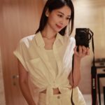 Vivien Yeo Instagram - 祝各位媽媽，還有我自己：母親節快樂❤️ 當媽媽的辛苦真的只有在自己成為媽媽之後才能真正了解。 每一位媽媽曾經也只是女孩、女兒、少女 都是需要被疼愛、被照顧、呵護和擁抱的 請好好疼愛媽媽，好好的陪伴她，因為這是我們生命裡所能做的，對母親最好的回報❤️ 媽媽們，就算成為了母親，也記得要多多愛自己哦✨