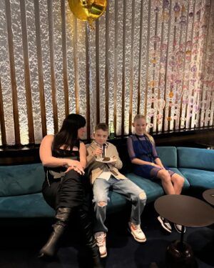 Vladimíra Erbová Instagram - Moji 🖤 #family