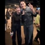 Waa Wei Instagram - 在電影開演之前，范少勳在台上說：「會讓人回想起某些最美好、最純粹的回憶和片段，而美好的存在，唯有相信就會改變。」 他們像是兩個在天堂就說好的靈魂，不管時間或空間，一定要找出辦法認出彼此。 突然想到了我的那首《泡泡》，「嘿，我在這裡喔，會一直在這裡，等我的寶貝。」 如果有一天你真的會來，我願意再相信一次，雖然我怕了，雖然我遍體鱗傷，但是《我在這裡等你》。 - 謝謝范少勳 @fan82114 的邀請，我的朋友是男主角耶，大家請支持他，5月10日電影上映，週末就可以去看了喔！ 然後你變很台和變黑我真的看不習慣，還有一幕有一隻大螞蟻從你的額頭再一路爬到胸部，想問當下的你有感覺嗎？為什麼劉俊謙不幫你撥開啦。 - 陳建騏和羅恩妮做的電影配樂很讚，我有聽到i mean us和吳獻的歌當插曲，Hush唱主題曲太好聽了吧。