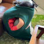 Waa Wei Instagram - - 1.路易把媽媽拍得很漂亮。 2.最近路易開始發現媽媽有點ㄎㄧㄤ這件事情了，他會說：「你可以不要告訴別人嗎？」我：「可是我剛剛已經傳訊息告訴別人了。」路易：「你快點刪掉！」 3.老爸養的雞之愛の雞蛋。 4.這種露肚子的衣服不能當睡衣，躺了一小時發現會失眠又起來換掉，我跟你說肚臍一定要蓋著才好睡。 5.朋友要辦畫展，好好看的邀請函。 6.路易畫什麼都好可愛。 7.這朵玫瑰花是真的，而且就只長了一朵，還衝出來，我覺得她在叫我幫他拍照，於是幫她留下倩影。 8.可能覺得這樣我看不到他。 9.我在小紅書看到有人和我長得很像，這個人不是我⋯好像喔，怎麼會這樣。