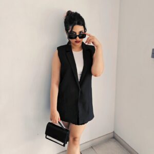 Wafa Khadeeja Rahman Instagram - Work, play, nap 😙

#ootd #fashion #styling #outfitoftheday #black
