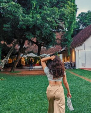 Wafa Khadeeja Rahman Instagram - I serve the looks, @pandhalcafeanddeli serves the meals 😋

#fitcheck #ootd #fashion #styling #outfitoftheday #fit #cafe 

( outfit of the day, fit check, styling, fashion, ootd )