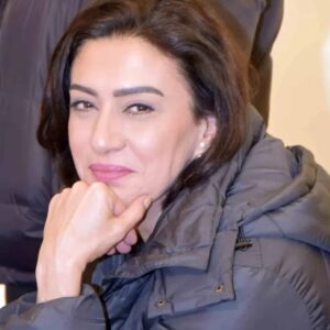 Wafaa Sadeq Instagram - هاه وبعدين 🤔🤔