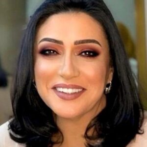 Wafaa Sadeq Instagram - Summer color 🌞🌞
@nourgamalmakeupartist 🌹🌹
@saeedsalahsalons
Hello summer 🌻🌻🌻