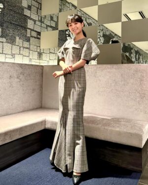 Wakana Aoi Instagram - ．
「フーズラボ」のイメージキャラクターを務めさせていただいていますが、そちらを運営されているクオレガさんのイベントにお邪魔しました！

アットホームな空間で、温かくなった〜☺️

私も料理や食べる事が好きだから、飲食業を支える皆さんのお力に少しでもなれるようにこれからも務めてまいります🙌

👗
@enfold_official
💍
@agete_official

#pr #フーズラボ #foodslabo