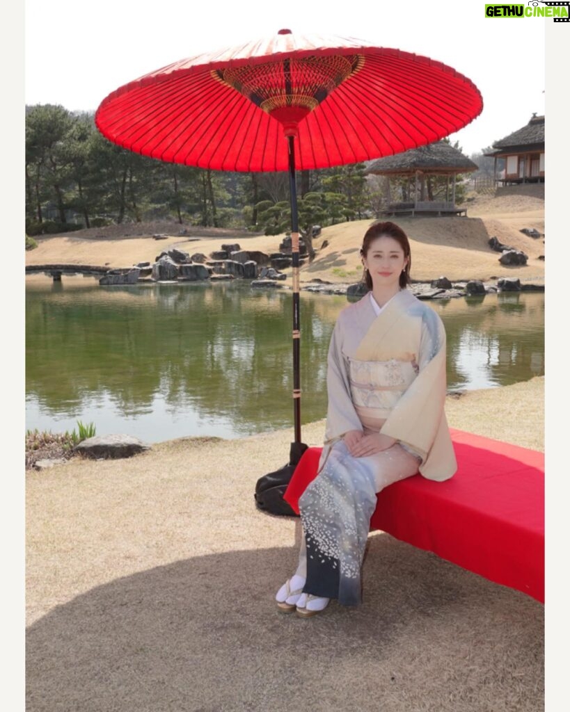 Wakana Matsumoto Instagram - やんごとなき一族 第１話まで あと、、、 1日！！！！！！！ ちょこんと座っている美保子。
