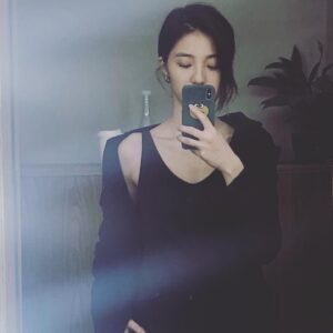 Wan Peng Thumbnail - 205.8K Likes - Most Liked Instagram Photos