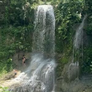 Wanda Sais Instagram - Back to Reality!

¡Fin de semana espectacular! 🥰
Paseito y función en San Sebastián 
Altamente recomendado @paladarcampesino #sansebastian #lares #puertorico🇵🇷 #turismointernopr