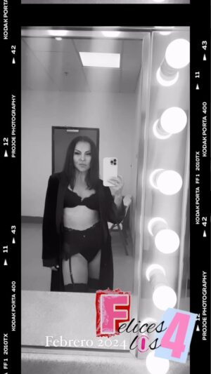 Wanda Sais Instagram - Felices los 4⁣
Febrero 2024⁣
@cbasanturce 
⁣
⁣
https://ticketera.com/feliceslos4/#series-buy
