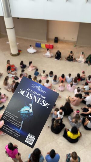 Wanda Sais Instagram - Ayer fue un excelente día familiar en el @museomapr 🤍🦢✨🇵🇷

Desde el storytelling del cuento de Lago de los Cisnes hasta los talleres de danza y arte. Gracias a la @far_oenege y al @museomapr por patrocinar esta actividad y gracias a todos los que formaron parte de este evento. 

Continuamos estrechando lazos con tu cultura. ✨

#balletconciertodepr #balletpuertorico #lagodeloscisnes