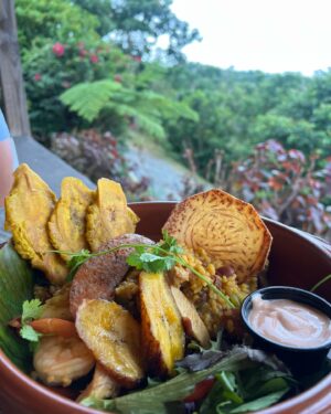 Wanda Sais Instagram - Back to Reality!

¡Fin de semana espectacular! 🥰
Paseito y función en San Sebastián 
Altamente recomendado @paladarcampesino #sansebastian #lares #puertorico🇵🇷 #turismointernopr