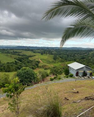 Wanda Sais Instagram - Back to Reality!

¡Fin de semana espectacular! 🥰
Paseito y función en San Sebastián 
Altamente recomendado @paladarcampesino #sansebastian #lares #puertorico🇵🇷 #turismointernopr
