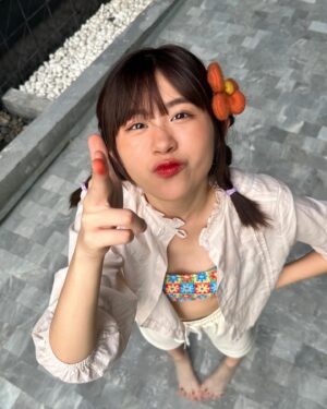 Warisara Jitpreedasakul Instagram - ฉ่ำๆเลยจ้าาาาาาาาาา ไปไปปายยยยยย🌺🔫!