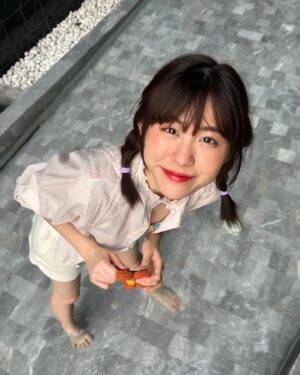 Warisara Jitpreedasakul Instagram - ฉ่ำๆเลยจ้าาาาาาาาาา ไปไปปายยยยยย🌺🔫!