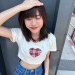 Warisara Jitpreedasakul Instagram - รักโลก=ซื้อเสื้อเพื่อนนุหน่อยค้าบ ♻️🤏🏻( @toocutetowaste ) เสื้อที่recyclingมาจากเศษผ้าและขวดพลาสติก ผ้าข้าวม้าที่สนับสนุนมาจากชุมชนคนไทยด้วยกัน! มันเริ่ดเกิน ซื้อเลยย🫶🏻