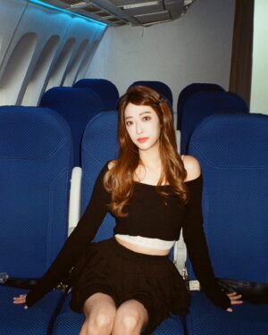 Wei Chaio Lin Instagram - ✈️☁️🫧✨

📷 @peggychangfilm
