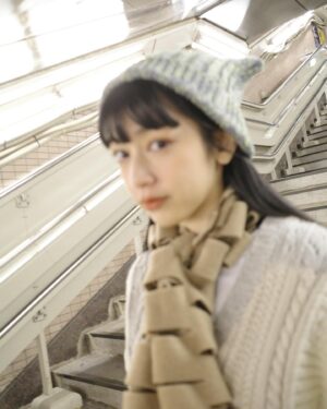 Wen-Ling Cheng Instagram - -
①広小路穿搭
②広小路穿搭2
③和瑞茲拿同一台相機
④光線超好的東京復仇者展
⑤？
⑥「？？？」
⑦？
⑧沒有在挖鼻孔
⑨兩隻喵喵