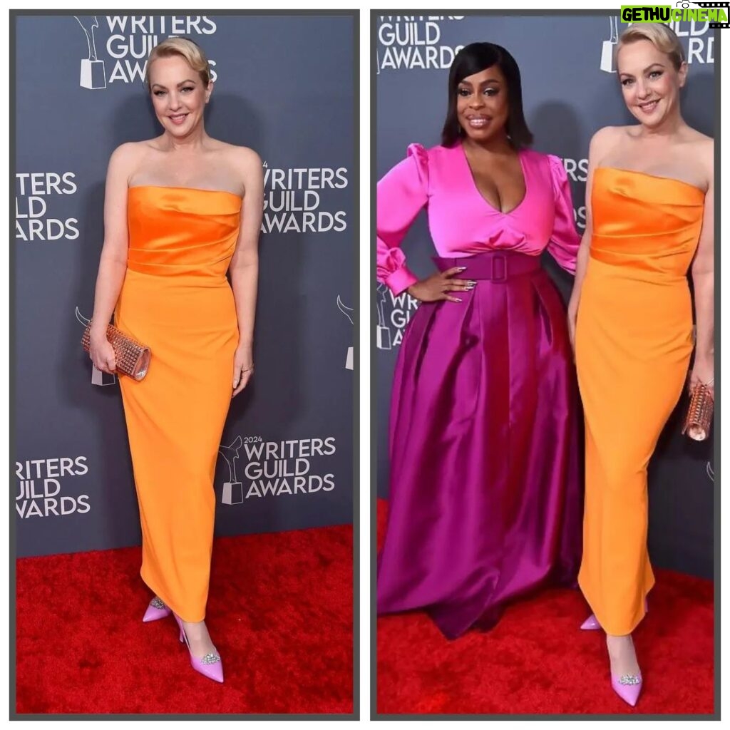 Wendi McLendon-Covey Instagram - Had a lovely time presenting at the Writers Guild Awards on Sunday night, hosted by the divine @niecynash1! Thanks to @carissaferreri for doing my makeup, and @lucy_gedjeyan for doing my hair! Dress by @solacelondon Wardrobe styling by Moi Last minute tailoring by @lalafullerton #redcarpetfashion #writersguildawards #reno911 #thegoldbergs #stdenismedical #redcarpetdress