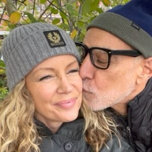 Wendy L. Walsh Instagram - Part two of my love story with Julio. During our first year of dating during Covid, we introduced each other to our hobbies and interests. He introduced me to The New York Yankees and the joy of Football (soccer). I introduced him to my love of home design and maintenance, and my love of nature. Yes, I even got this New Yorker out camping!

Nine months into our relationship, I was in Hawaii with my girls for a high school graduation trip and Julio called saying he was having second thoughts about our relationship. Being known as “America’s Relationship Expert,” I listened carefully and talked him right out the door. The last picture in me just after that phone call, exhausted from it all!
 
Stay tuned for what happened next!

#lovestory #breakups #goldenlove #goldenlovers