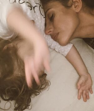 Weronika Rosati Instagram - Mothers day 🫶🏼 Nothing compares to being your mother Elizabeth, thank you for choosing me to be be your mommy🤍 #mothersday