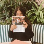 Weronika Rosati Instagram - Doleciała do mnie do LA @viva_magazyn 😊Polecam jeśli szukacielekkiej, krótkiej lektury na weekend 🤍 Dzięki za wszystkie miłe wiadomości na temat zdjęć autorstwa @mitchstoneofficial i rozmowy która przeprowadziła ze mna Beata Nowicka ❤️ Uwielbiam pracować z teamem Vivy, dziękuje za kolejna wspaniała okładke! @viva_magazyn @mitchstoneofficial @paulina_aleksiejuk @joannaschlip