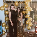 Weronika Rosati Instagram - It was such a great party we didn't have time to do photos😂 I'm really blessed with such amazing friends thank you all for coming to my and @kasiavarnishka birthday celebration🤍 The hosts @annalodej and @beewooks threw the most magical party for us and I'm beyond grateful for this evening - Thank you guys 🙏🏼 I missed some of my friends there who are now spread out all over the world I wish you were with us to celebrate ! 20 20 never felt better ⚡️ and @sonia_szostak as always your pics are lit 😉