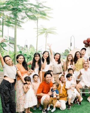 Westny Dj Instagram - There is nothing more beautiful than a true genuine people that surround you with positivity and support .. the true color of people who respects, cherish and allow all this to happen.. that bonding of happiness become such a sweet memory to remember.. thank you each and everyone of you for being part of baby GEMBIL's Gender Reveal

📷 : @vier.moments 
 #genderreveal #itsaboy #babyboy #anaklaki #friends #family #party #memories #happy #love