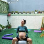 Westny Dj Instagram - Another prenatal session.. tapi hari ini aku belajar soal keseimbangan dan keselarasan🫶🏻 Bukan cuma keseimbangan dan keselarasan dengan tubuh saja, prenatal @lovemebali with mbok @emisulasmini dan kk iparku @yoanita_sunyasmi bersama berbagi keseimbangan dan keselarasan kita bersama to each other dan alam semesta.. KAIZEN.. dimana kita share bareng2 what are our worries, kebahagiaan, kesedihan dan refleksi diri.. saling mengingat utk berterima kasih dengan Tubuh masing2 dan atas apa yang Tuhan dan Alam Semesta berikan🙏🏻😍 So Happy that Kaimano Joined the session too😍 Tops by : @aumapparel.id #prenatalyoga #yoga #mother #pregnant #yogaforpregnancy #33weekspregnant #meditations #healthy #baby #love