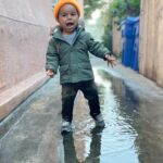 Whitney Mixter Instagram - 30 seconds of pure joy. ☔️🥾💙 @meccasilasmoon