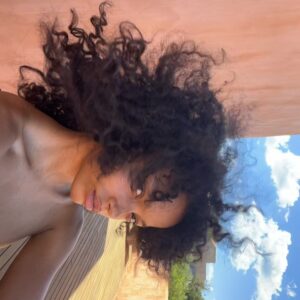 Whitney Peak Instagram - 🤳