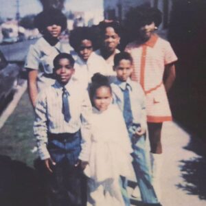 Windi Washington Instagram - "Spending time with family and cousins on Sunday was a big, big deal on my mother's side. I remember my Aunt Barbara, one of my mother sister's always doing all the cooking. We would go to Sunday School & Church, then drive out from our house off of Crenshaw & Jefferson to my Aunt Barbara's house in Compton every weekend for family gatherings. The house would be full of people from her neighborhood, guests, and our family like a weekly family reunion & party. I didn't get it then, but now I cheerish those memories." —Windi Washington, 7 years old. 🌴💙✨️🏁💨 #notlikeus #LAkids #LAnatives Growing up in Los Angeles was not a joke only the strong kids survived from getting beat up by other kids, We were fancy, God-fearing, well-spoken, well-mannered, well-behaved and educated because that's how we were raised; but don't let the fancy fool you. #westicktogether #crenshawdistrict  #LAbornandraised #familyreunions 💯 #mymommaside

#windiwashington #windiworlddaily  #entertainment #fashion #beauty #lifestyle #ceo #author #producer #executiveproducer #mediamogul #womeninentertainment #womeninfilm #womenintv #womeninmedia #entertainmentexecutive #film #television #losangeles #hollywood #beverlyhills