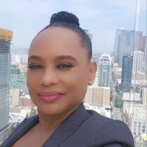 Windi Washington Instagram - "Booked & Busy with a talented cast & crew, a beautiful set and sunny clear views." —Windi Washington ✨️ #LAactor #BOOKEDit #workingactor [LA City Attorney] #grateful