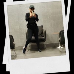 Windi Washington Instagram - "It's not fitness, it's life." —@Equinox 🏋🏽‍♀️♊️🏁💨 #equinox [sports club la legacy member] #itsnotfitnessitslife #gymaddict #geminiseason #thisismenow

#windiwashington #windiworlddaily #fit #fitness #workout #fitlife #gymlife #motivation #fitfam #fitgirl #bodygoals #lifestyle #beverlyhills #losangeles #hollywood #newyorkcity #nyc