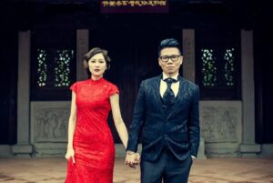 Windie Chang Instagram - 今天是5/20，也是我跟龍哥登記結婚的日子💯再次獻上我們的婚紗照（偶爾拿出來看一下🫣）

但真的好愛我們的婚紗照🫶🏻也謝謝我的婚紗總監李明川，川川老師當時大力的幫忙