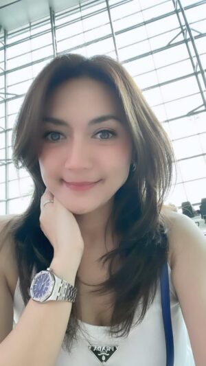 Wiwid Gunawan Instagram - Today I Pray for you
A Heart free of SADNESS, 
A Mind free of WORRIES, 
A Life full of GLADNESS, 
A Body free of ILLNESS, and A Day full of
GOD’S BLESSINGS.
Happy Friday! #text #from #mommy #happy #sweet #heart #healthy #love #beauty #wiwidgunawan216 #thankful #grateful #blessed #widlov❣️