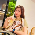 Wiwid Gunawan Instagram - Kita lagi gak balapan sama siapapun dalam hidup ini. So, enjoy your process. Apapun yang lagi kamu usahakan, semoga selalu Allah mudahkan. #aamiin #galeriberdakwah #happy #saturday #sweet #heart #healthy #beauty #love #wiwidgunawan216 #blessed #widlov❣️