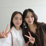 Woo Hye-rim Instagram - 한편의 영화 같은 슬픈 러브 스토리 #겨울나그네 🤎 캐릭터 하나하나가 매력적인..! 그리고 @sunye.m 언니의 새로운 모습!! 제니 막공까지 화이팅‼️ #뮤지컬 #musical