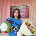 Woo Hye-rim Instagram - 라디오 DJ 데뷔❣️🙏🥳 첫 방송 잘 끝났습니다! 라디오팀 @kbsonefineday 그리고 청취자분들 그리고 첫번째 게스트 @aboutjulian 감사합니다!! 깜짝 선물도 정말정말 감사합니다 @waveenter @wgworldcafe 😭😭😭 초심 잃지 않고 열심히 재밌게 잘 하겠습니다~~🙆‍♀️ 💖💗💕🎉💛✨️🙏
