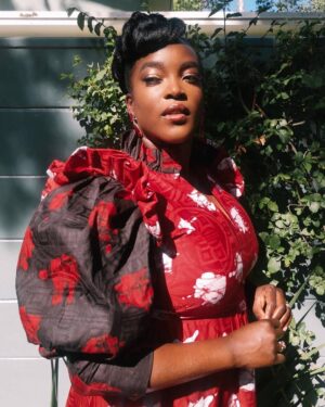 Wunmi Mosaku Instagram - Mama's first @sagawards! Honoured to be nominated with the most incredibly inspiring and hard working cast for best ensemble @lovecrafthbo. Congrats guys! Red for ❤️ #RubyInRubies

Wearing  @busayonyc & @kallatijewelry

👗 @shameelahhicks
💇🏿‍♀️ @lovingyourhair
💄 @joannasimkin