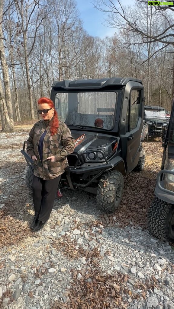 Wynonna Judd Instagram - Out with the old in with the new? No thanks, I’ll keep both. 🧡 #kubota #kubotausa #kubotacountry