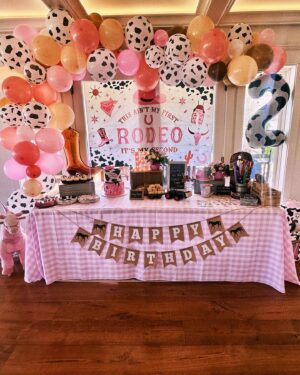 Wynonna Judd Instagram - “This ain’t her first rodeo, it’s her second!” 🤠🐴🥳 Had the best time celebrating my girl’s 2nd birthday over the weekend with the best friends, family & support system we could ask for!

(Yes, there was an inflatable slide, and yes, Nonie participated). 🤘🏼

  special thanks to @rmmcake for always bringing my cake vision to life! 🎂🐮